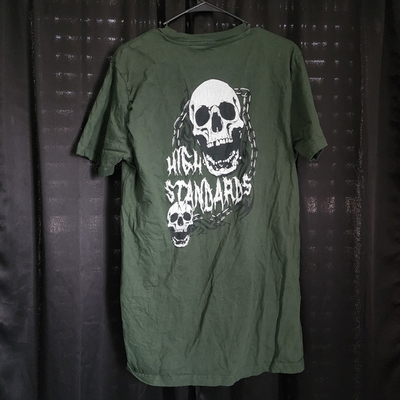 ♠️10/$10♠️ "High Standards" With Skulls Tee - Picture 5 of 5